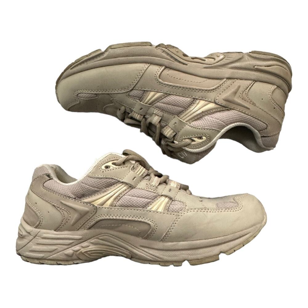 Vionic men’s walker plantar facetious shoe sneaker tan oatmeal size 8 orthopedic